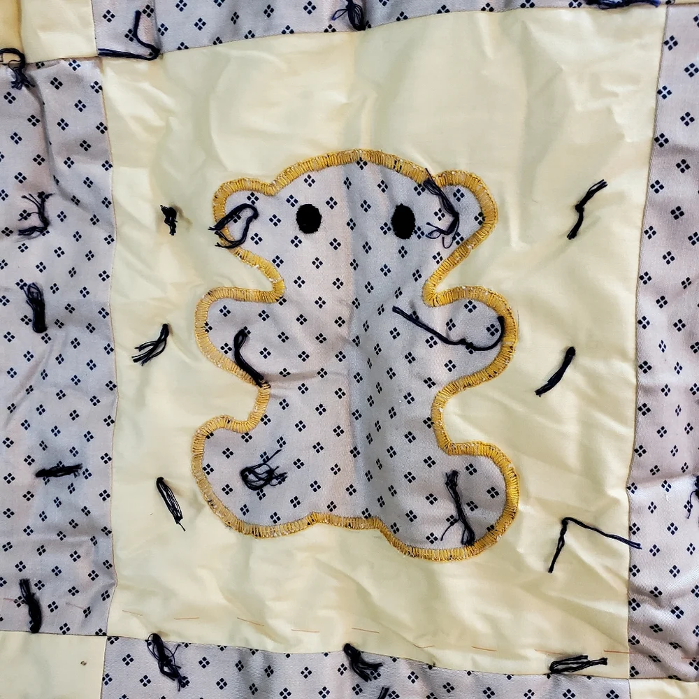 Vintage teddy bear quilted baby crib blanket‎ neutral